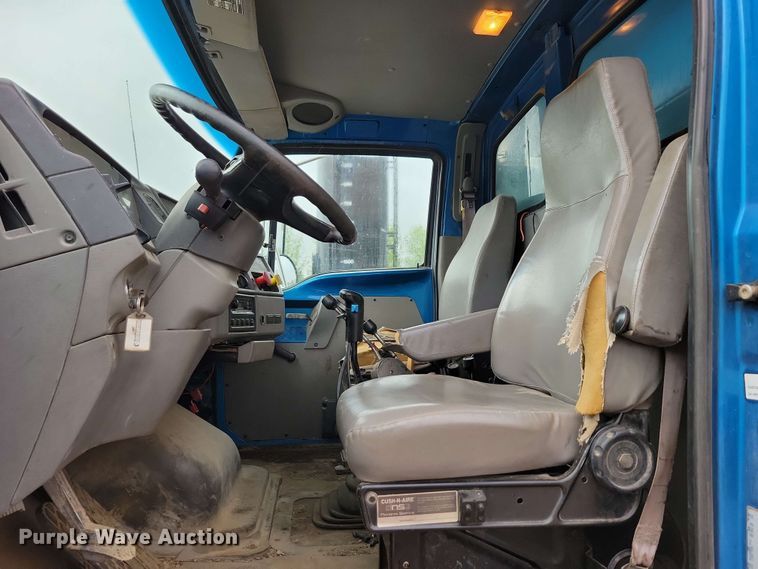 image for item DX6976 2000 Sterling LT9500 dump truck