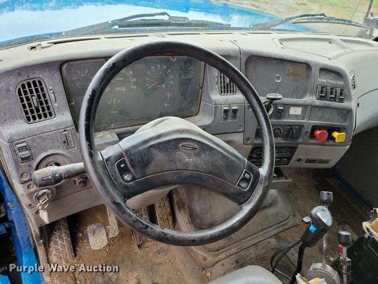 image for item DX6976 2000 Sterling LT9500 dump truck