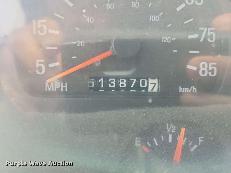 image for item DX6976 2000 Sterling LT9500 dump truck