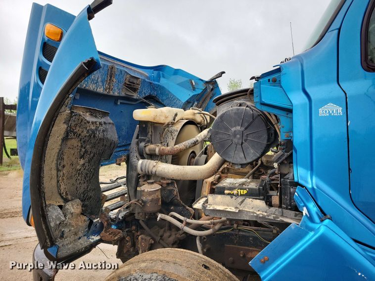 image for item DX6976 2000 Sterling LT9500 dump truck