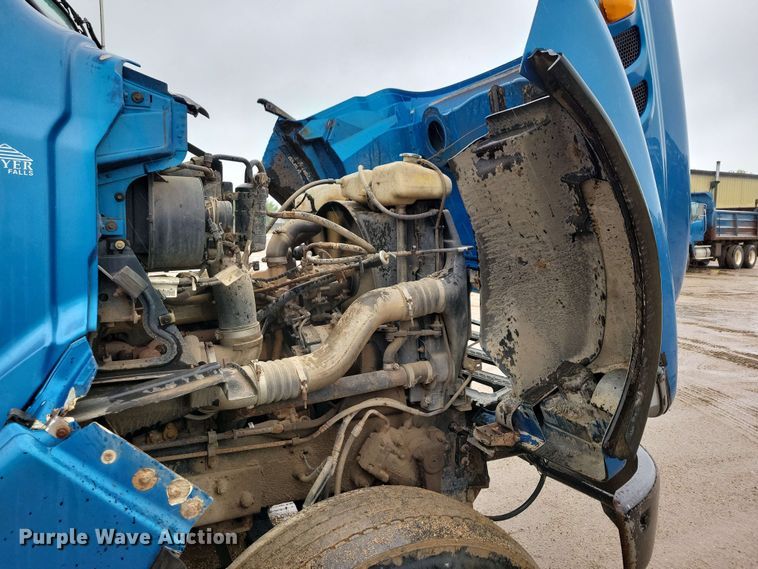 image for item DX6976 2000 Sterling LT9500 dump truck