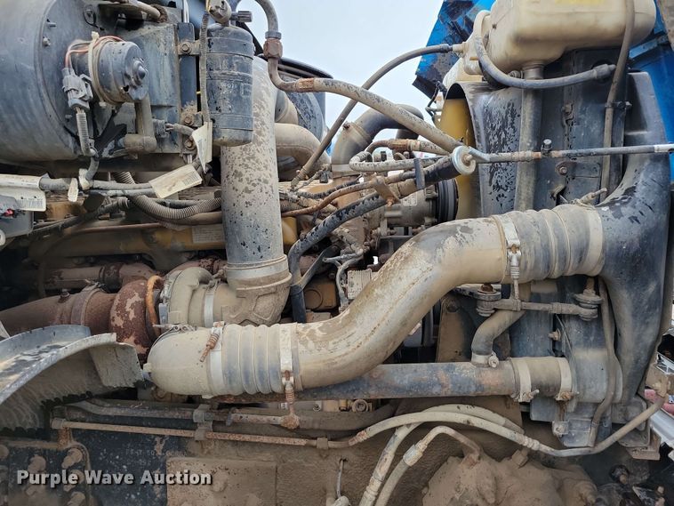 image for item DX6976 2000 Sterling LT9500 dump truck