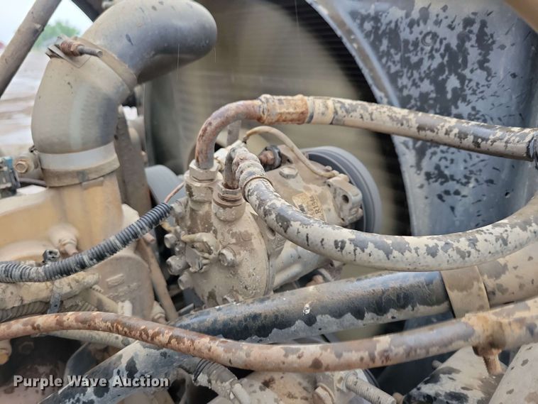 image for item DX6976 2000 Sterling LT9500 dump truck