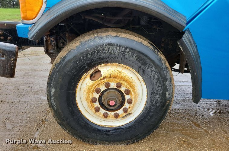 image for item DX6976 2000 Sterling LT9500 dump truck