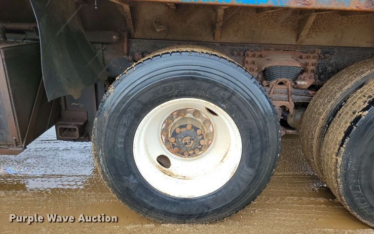 image for item DX6976 2000 Sterling LT9500 dump truck