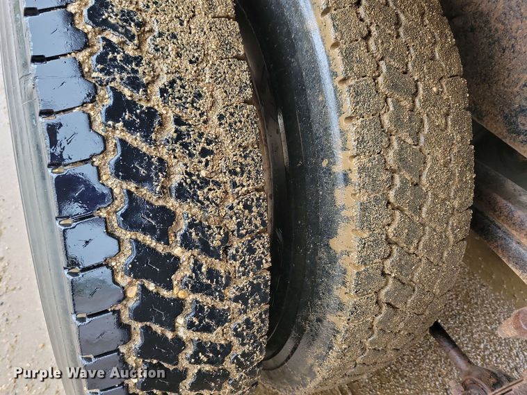 image for item DX6976 2000 Sterling LT9500 dump truck