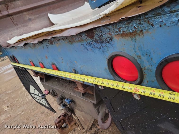 image for item DX6977 1989 Ford LT9000 dump truck