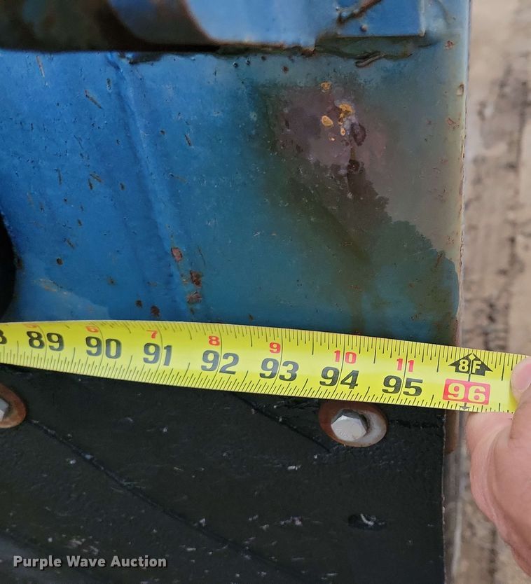 image for item DX6977 1989 Ford LT9000 dump truck