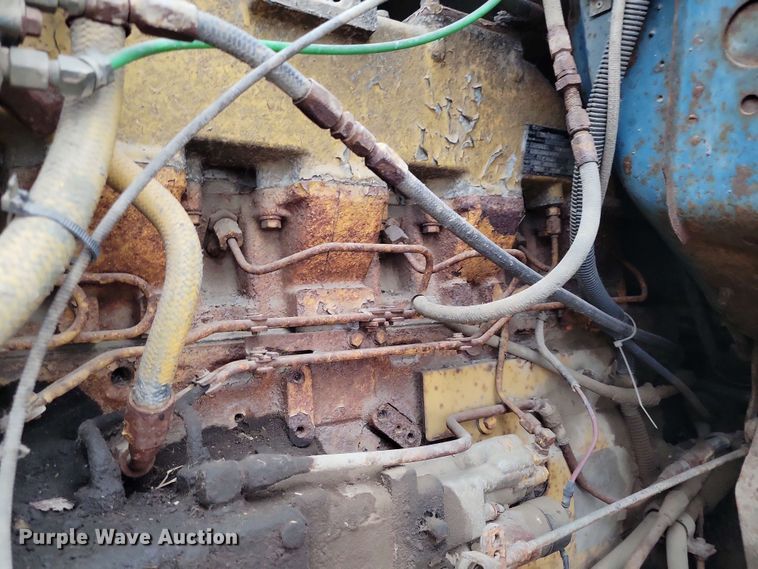 image for item DX6977 1989 Ford LT9000 dump truck