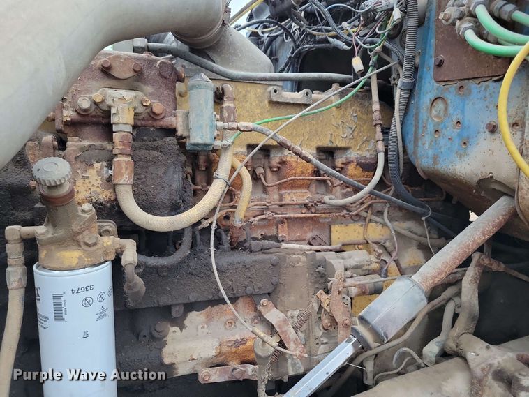 image for item DX6977 1989 Ford LT9000 dump truck