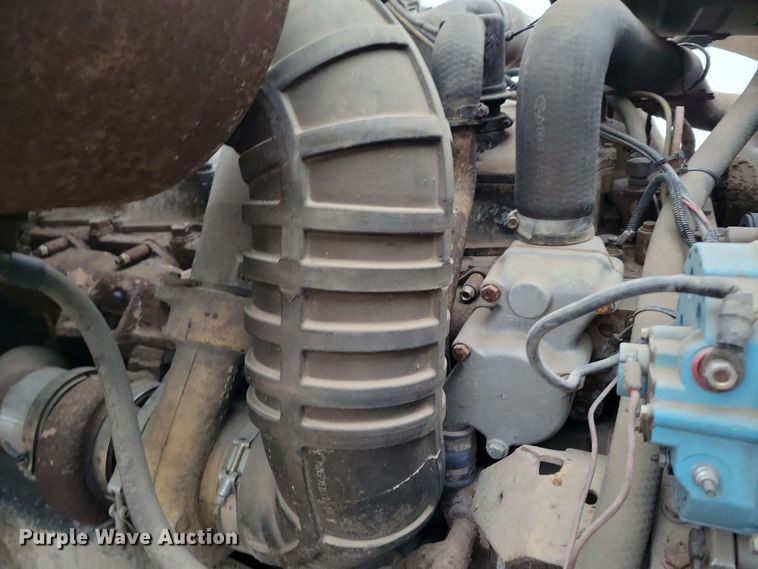 image for item DX6977 1989 Ford LT9000 dump truck