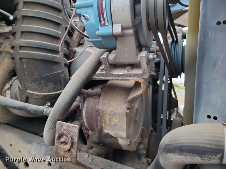 image for item DX6977 1989 Ford LT9000 dump truck