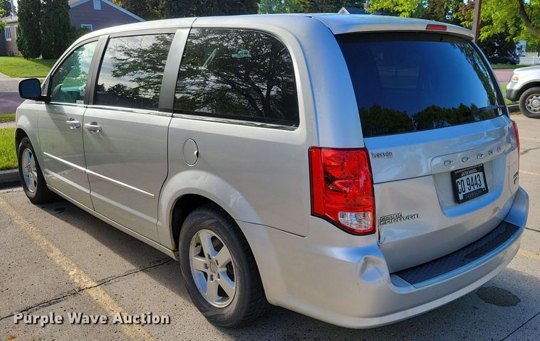 image for item DX6987 2012 Dodge Grand Caravan Crew van