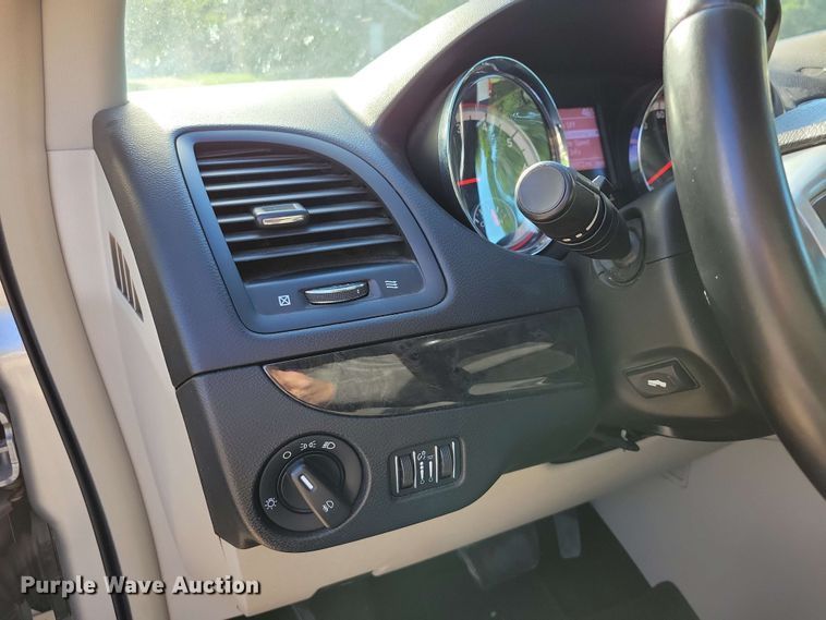 image for item DX6987 2012 Dodge Grand Caravan Crew van