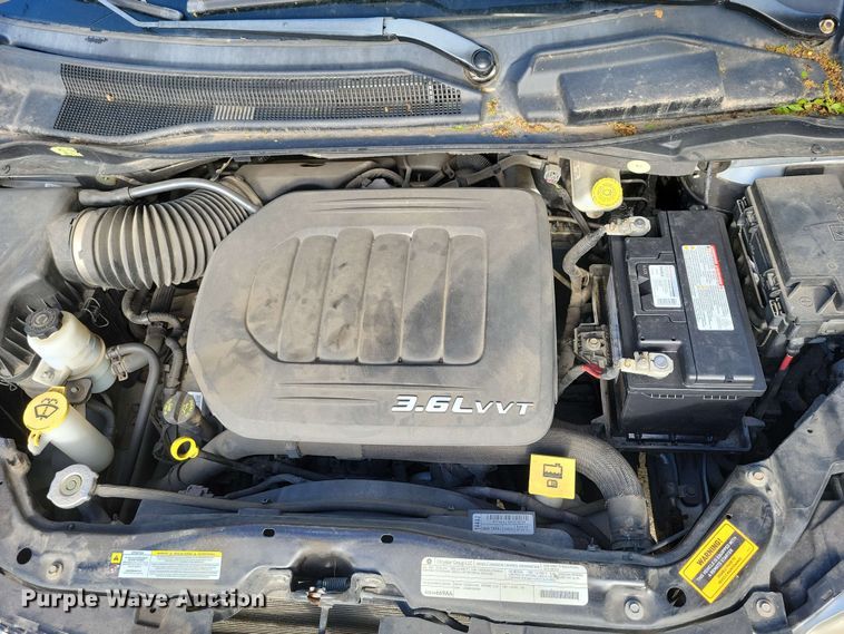 image for item DX6987 2012 Dodge Grand Caravan Crew van