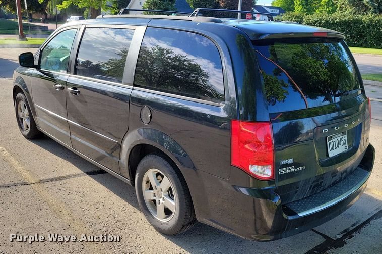 image for item DX6988 2012 Dodge Grand Caravan van
