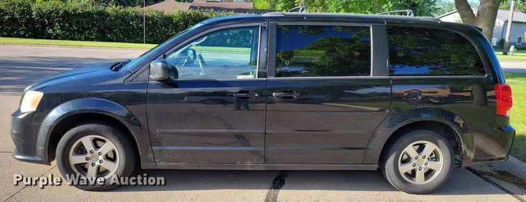 image for item DX6988 2012 Dodge Grand Caravan van