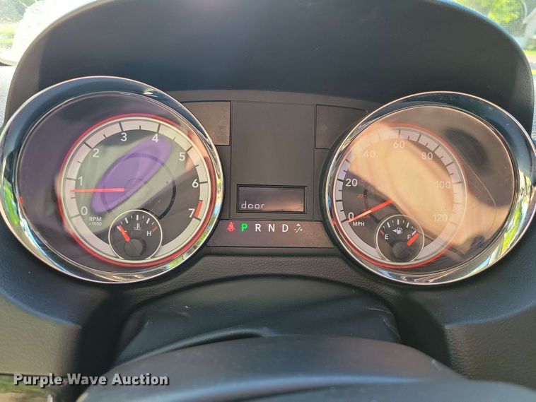 image for item DX6988 2012 Dodge Grand Caravan van