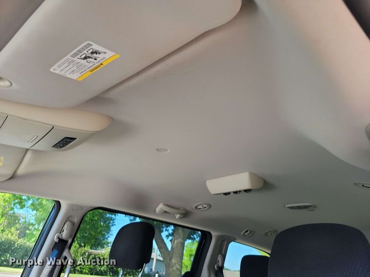image for item DX6988 2012 Dodge Grand Caravan van
