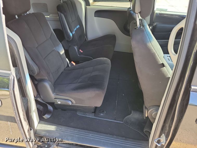 image for item DX6988 2012 Dodge Grand Caravan van