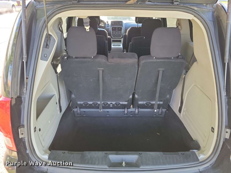 image for item DX6988 2012 Dodge Grand Caravan van