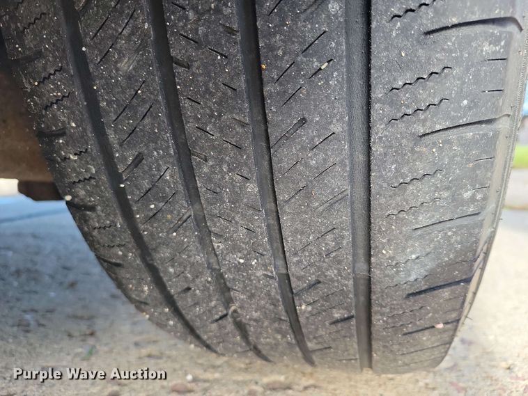 image for item DX6988 2012 Dodge Grand Caravan van