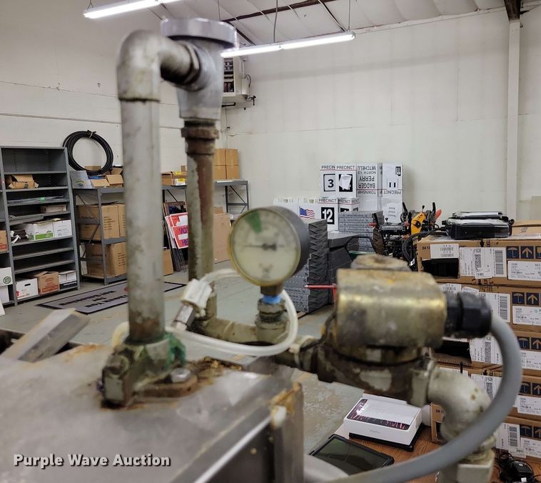 image for item DX6989 Hobart AM14 dishwasher