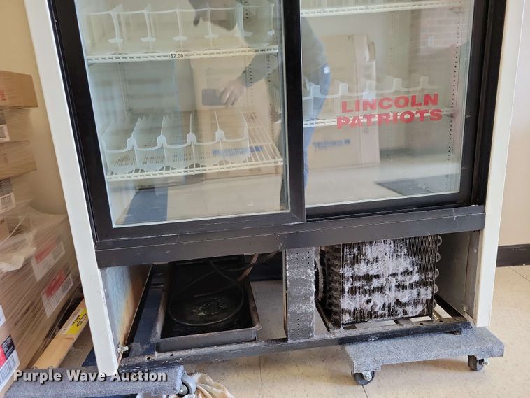 image for item DX6991 True GDM-37HL beverage cooler