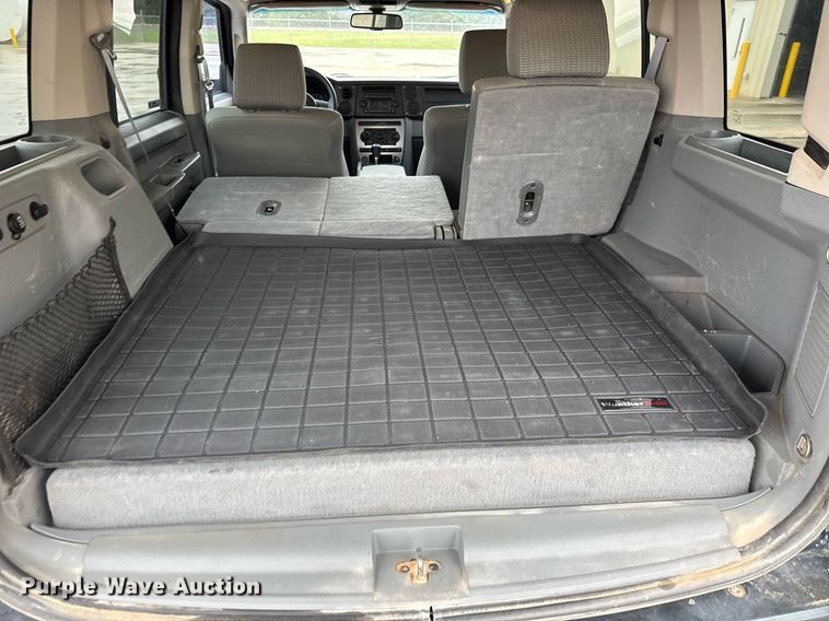 image for item DY0086 2006 Jeep Commander SUV