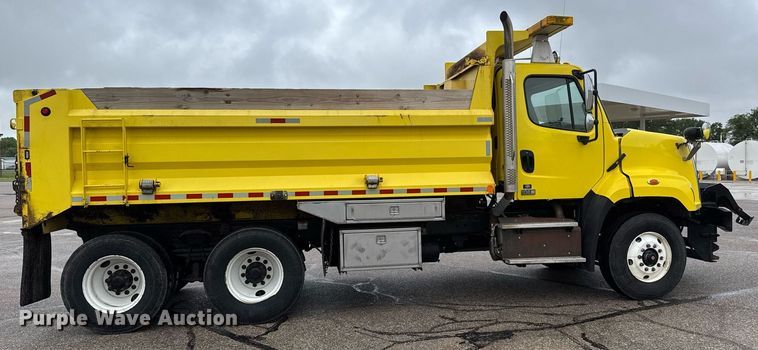 image for item DY0087 2014 Freightliner 108SD dump truck