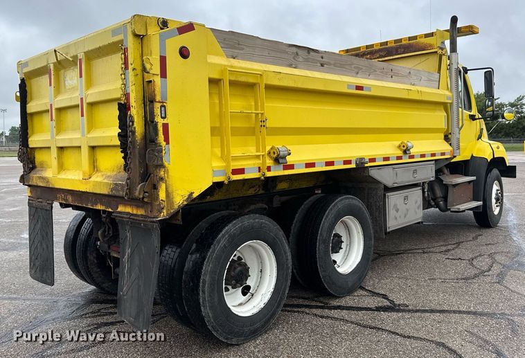 image for item DY0087 2014 Freightliner 108SD dump truck