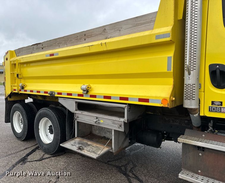 image for item DY0087 2014 Freightliner 108SD dump truck