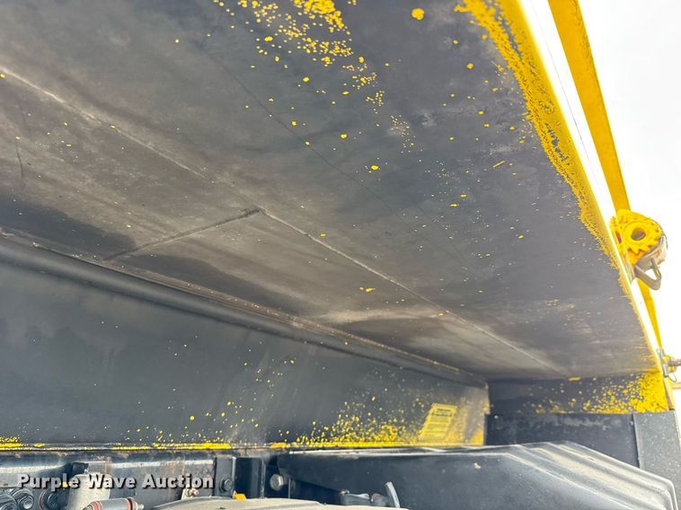 image for item DY0087 2014 Freightliner 108SD dump truck