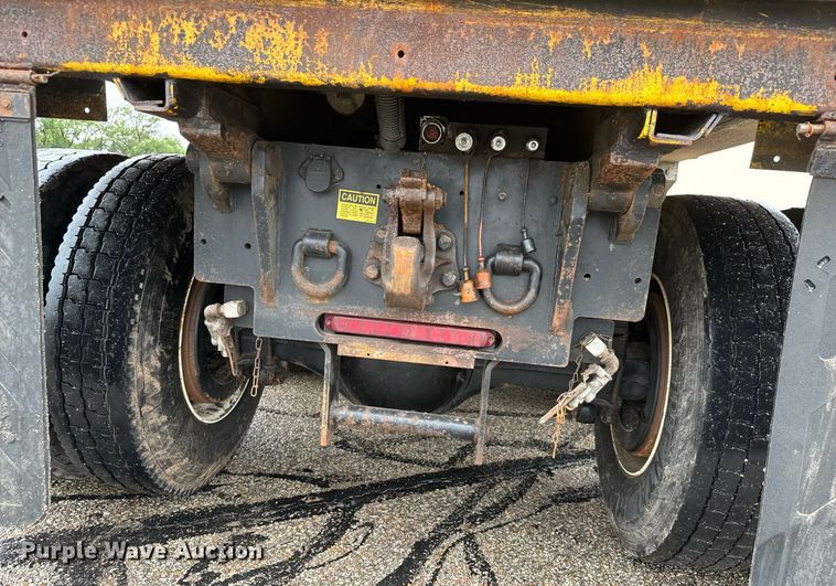 image for item DY0087 2014 Freightliner 108SD dump truck