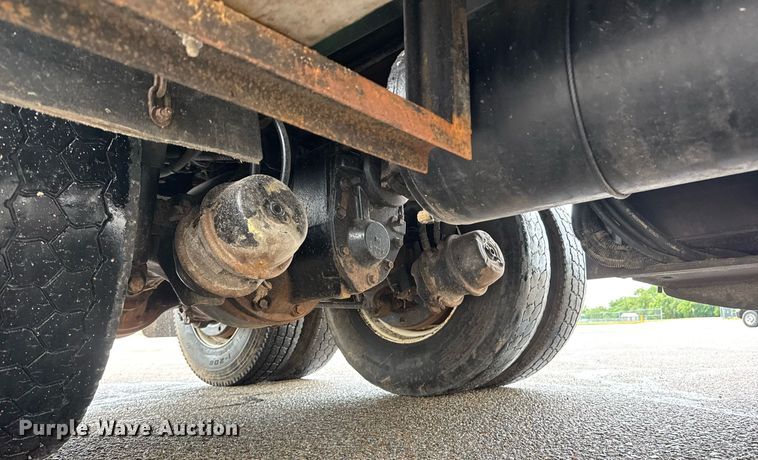 image for item DY0087 2014 Freightliner 108SD dump truck