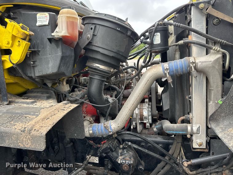 image for item DY0087 2014 Freightliner 108SD dump truck