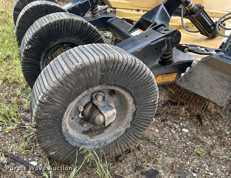 image for item DY0089 2018 Land Pride RCM5615 Commander Series 2 batwing rotary mower