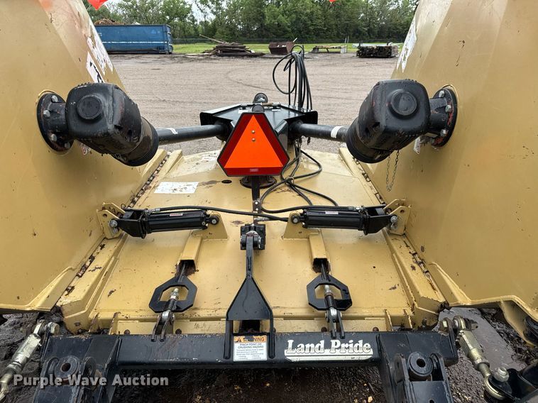 image for item DY0090 2018 Land Pride RCM5615 Commander Series 2 batwing rotary mower