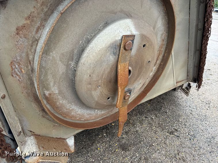 image for item DY0091 2018 Land Pride RCM5615 Commander Series 2 batwing rotary mower