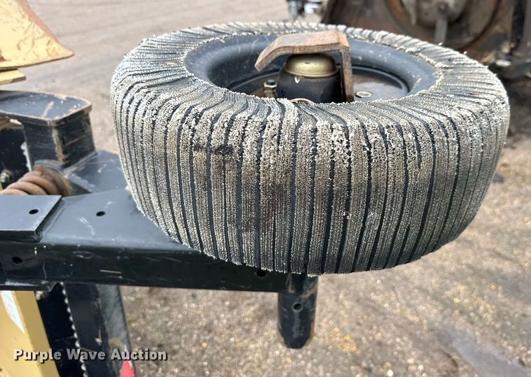 image for item DY0091 2018 Land Pride RCM5615 Commander Series 2 batwing rotary mower