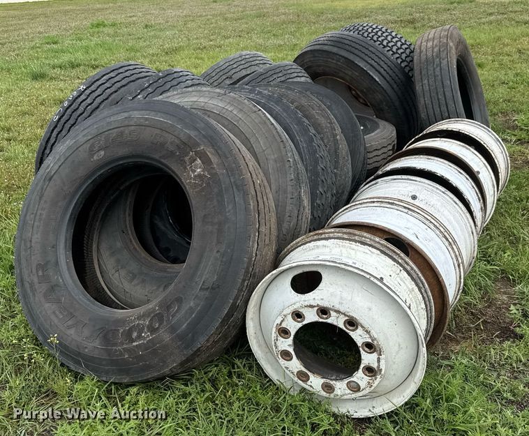 image for item DY0093 Tires and wheels