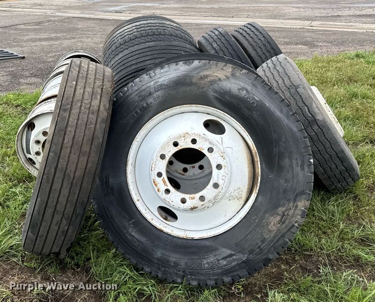 image for item DY0093 Tires and wheels