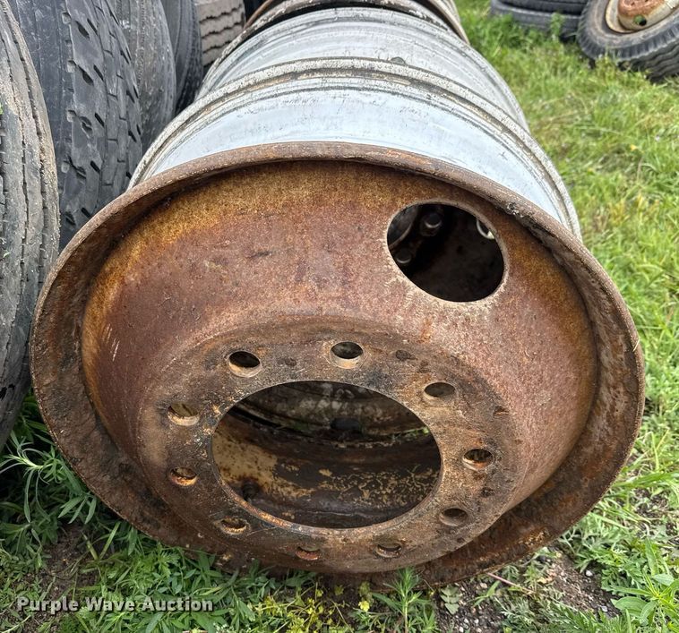 image for item DY0093 Tires and wheels