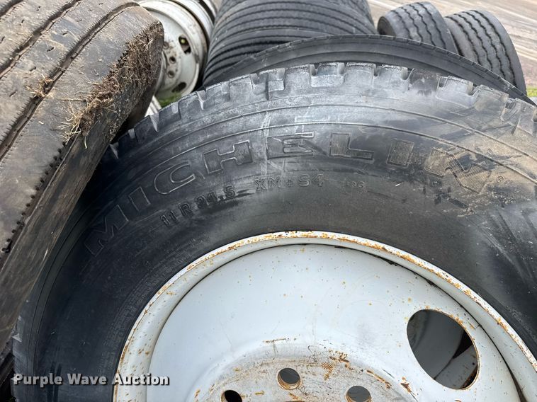 image for item DY0093 Tires and wheels