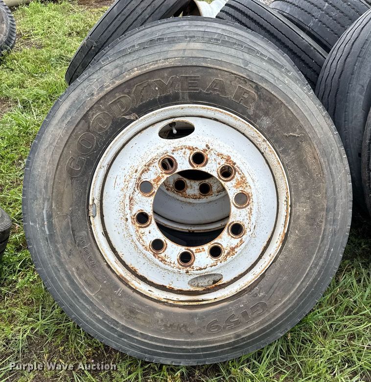 image for item DY0093 Tires and wheels