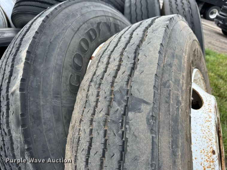 image for item DY0093 Tires and wheels