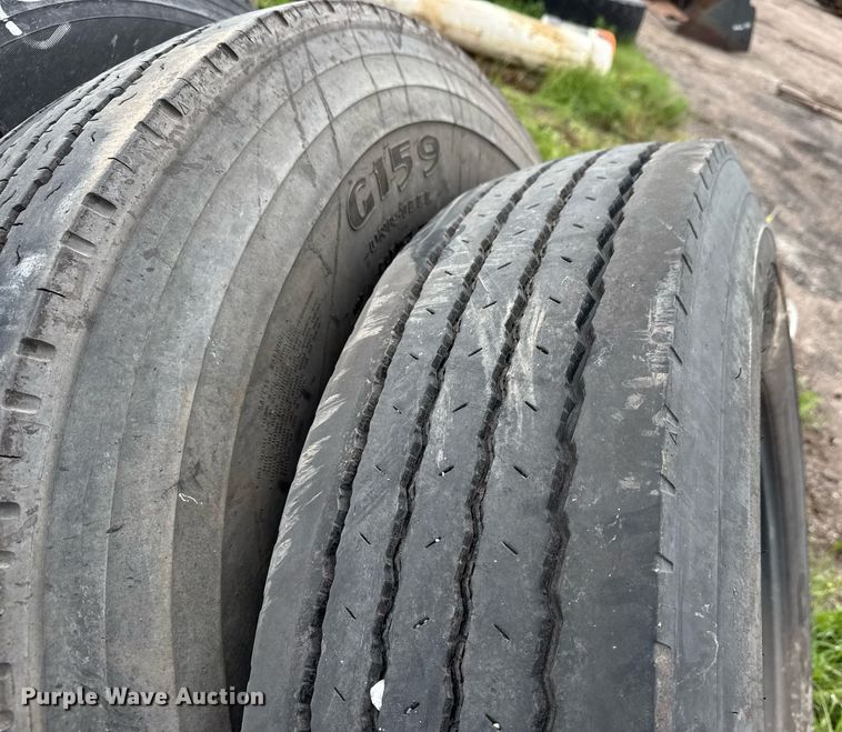 image for item DY0093 Tires and wheels