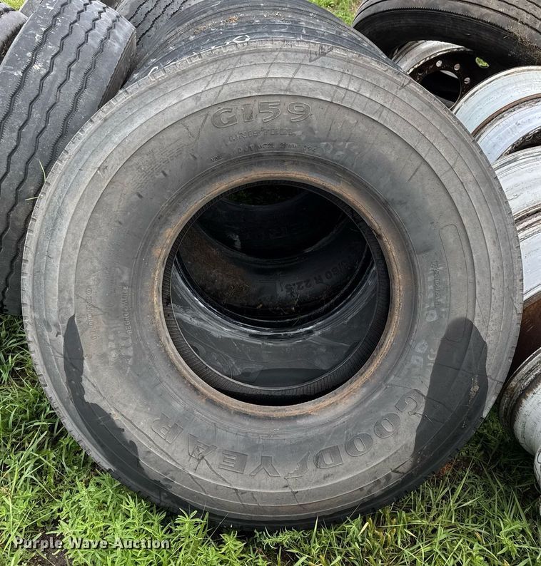 image for item DY0093 Tires and wheels