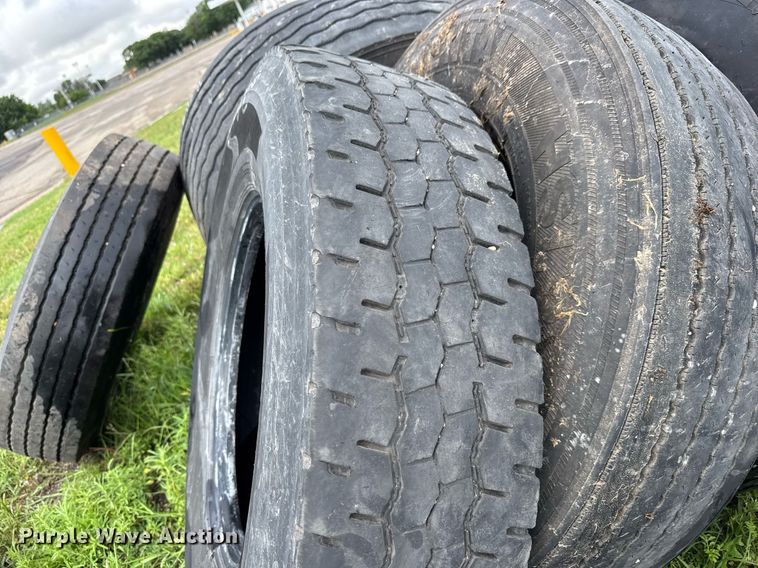 image for item DY0093 Tires and wheels