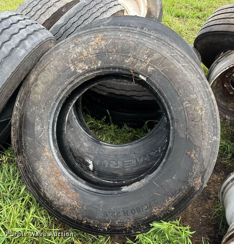 image for item DY0093 Tires and wheels